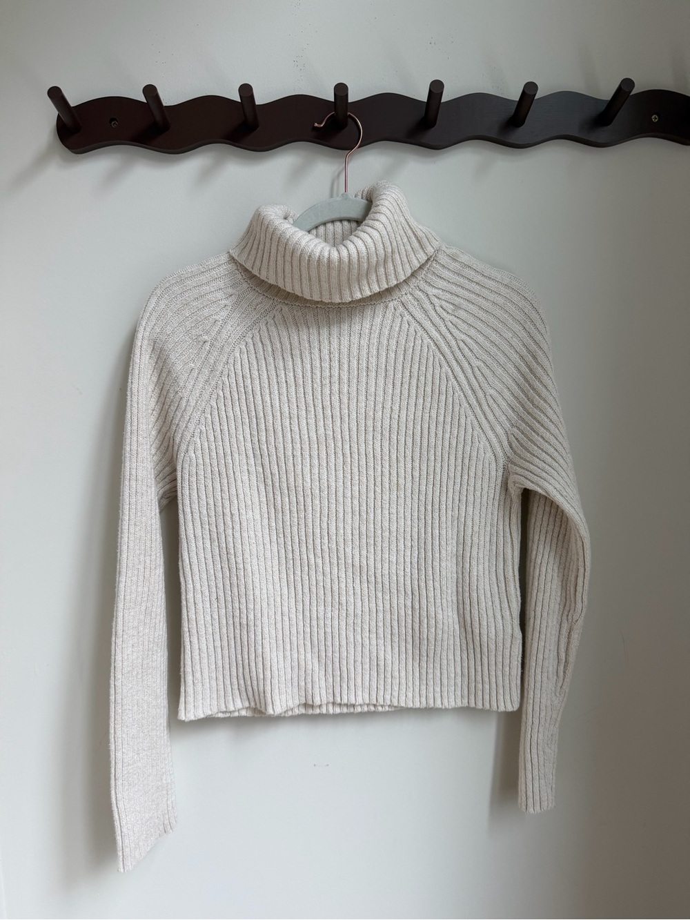 American Eagle Cream Cotton-Blend Turtleneck Size Large